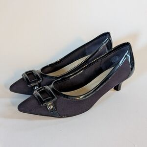 Elegant Navy Women's Shoes